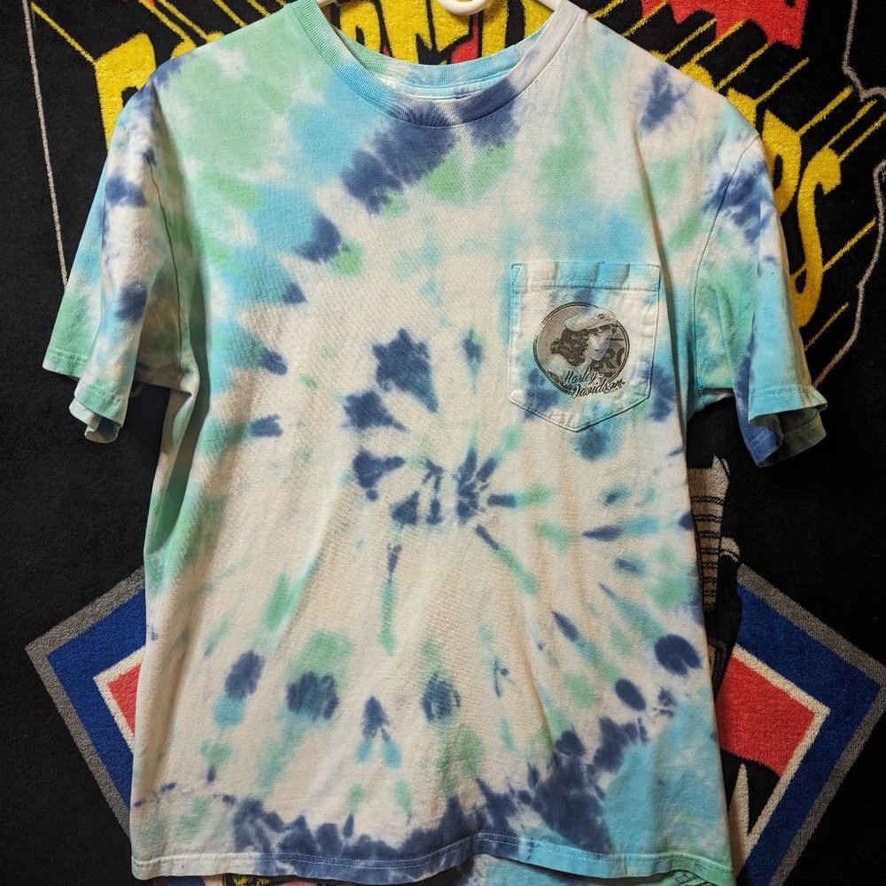 Harley-Davidson Tie Dye Pocket T-Shirt. In good condition, size large.